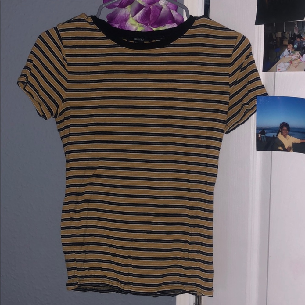 Forever 21 tee shirt